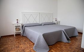 Garden Lodge Hostal Evencio